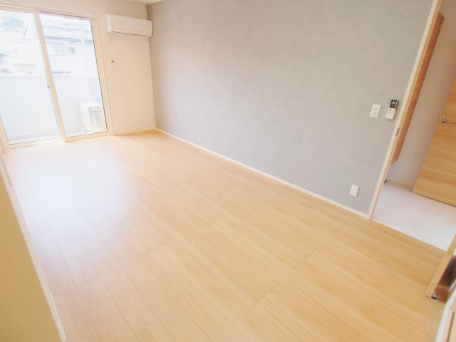 ライブコープ神崎の居間・リビング