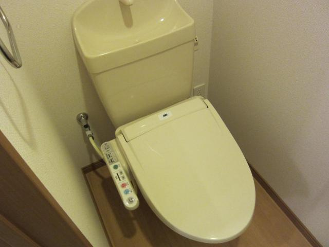 セシリアⅠのトイレ|シャワー付トイレ