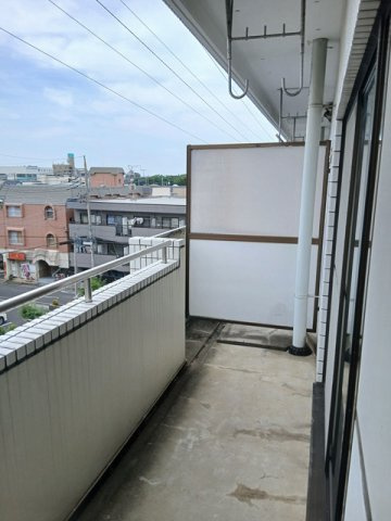 勝和パレスのバルコニー