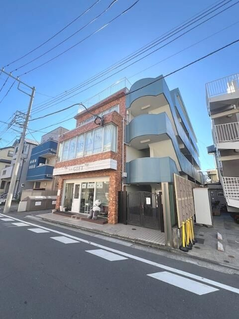 サンコート上大岡の外観