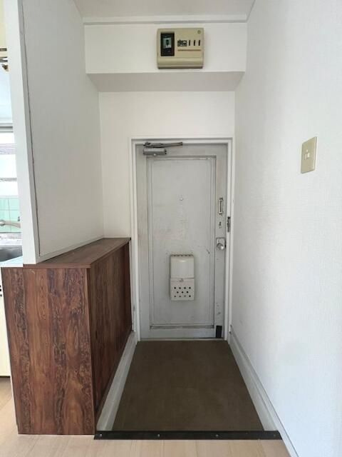 サンコート上大岡の玄関