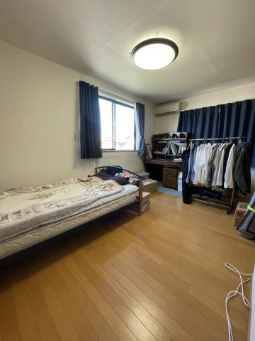 由良町　戸建の洋室