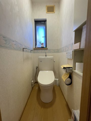 由良町　戸建のトイレ