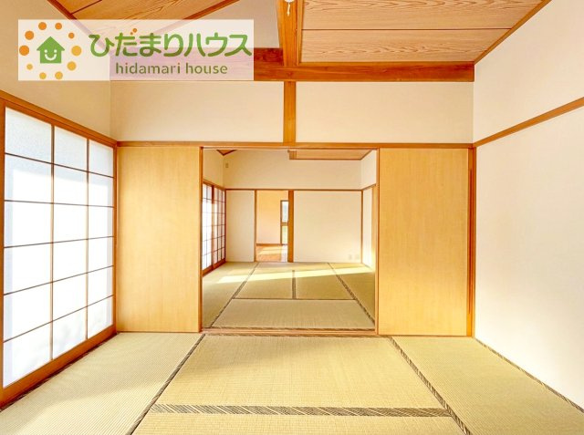 【和室】 | 土浦市滝田2丁目　中古戸建 | 続き間の和室が開放感を演出！