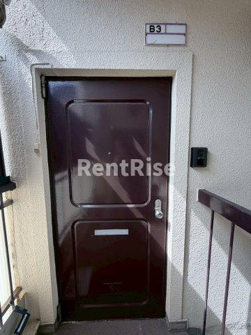 リアル神山の玄関