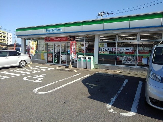 メゾンドヴィラⅠの周辺|ファミリーマート鳥栖轟木町店まで480m