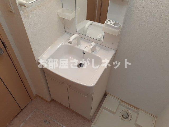 リバーサイド　元町中華街【おとり物件なし】#学生・社会人にオススメ！初期費用分割払いOK！の洗面所