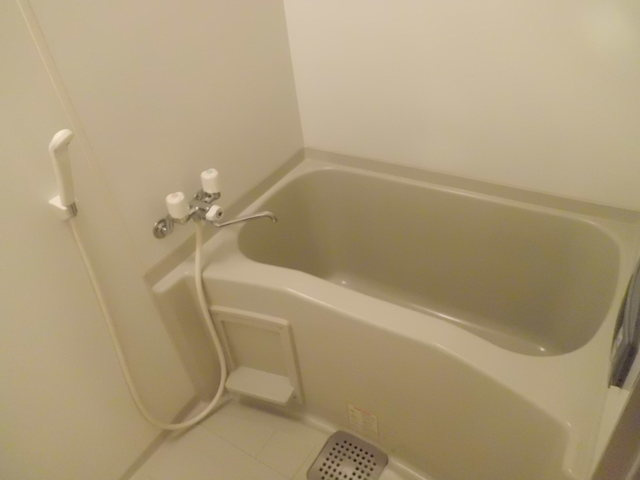 アムールＫＡＴＳＵの浴室