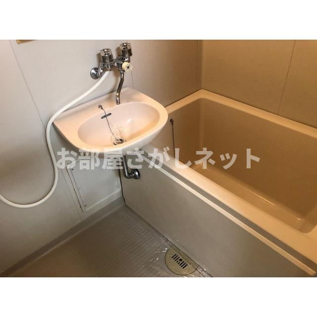 国松ビル【おとり物件なし】#学生・社会人にオススメ！初期費用分割払いOK！の浴室