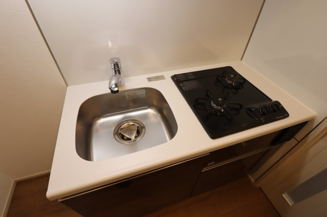 GENOVIA南千住Ⅴskygardenのキッチン|コンパクトなキッチンで掃除もラクラク