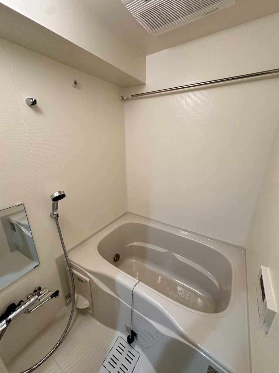 アルファコート町屋の浴室|落ち着いた空間のお風呂です