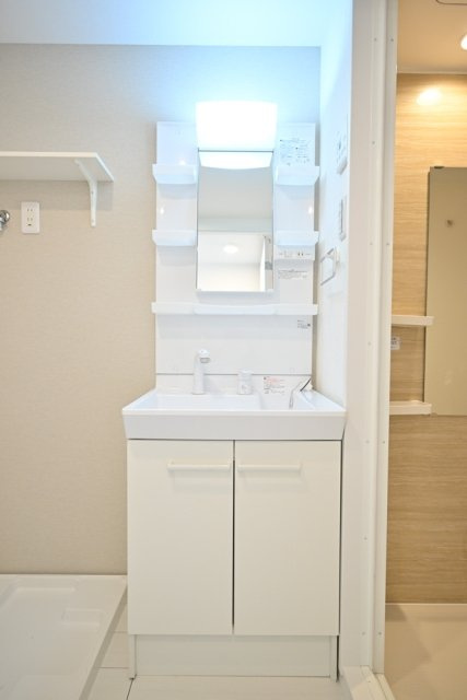 長楽町屋レジデンスの洗面所|忙しい朝には欠かせない洗面所です
