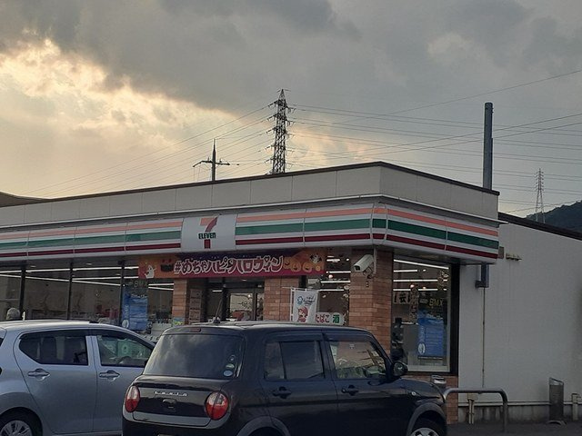 ディオパルコの周辺|セブンイレブン加東上滝野店まで301m