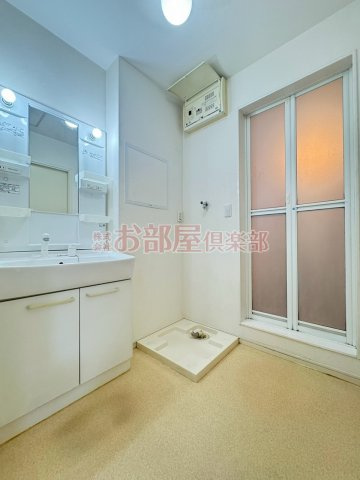 Mayfairの洗面所|コンパクトで使いやすい洗面所