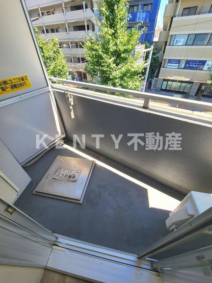 【バルコニー】 | シャルム武蔵小山 | バルコニーからの眺めを楽しみながら食事をしませんか