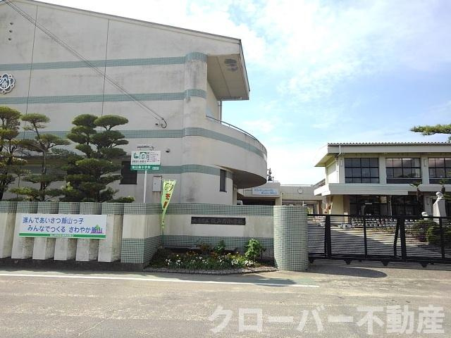 エスコート　Ａの周辺
