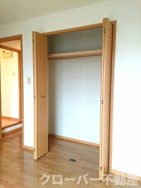 エスコート　Ａの収納