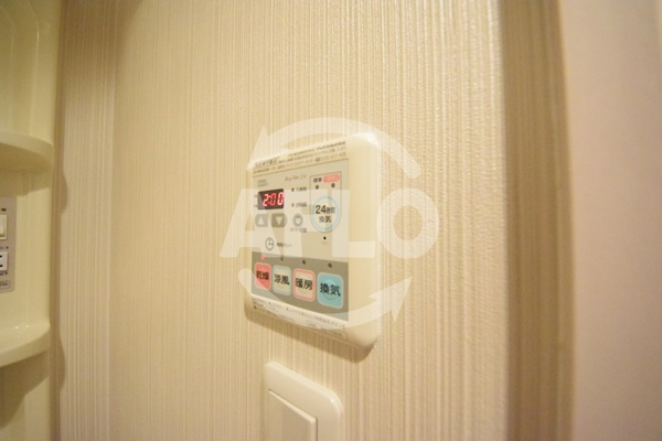 プラチナム松屋町の設備|プラチナム松屋町　浴室乾燥機