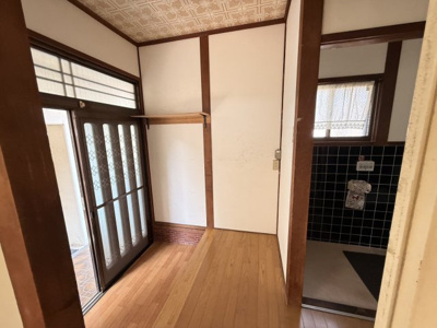 【玄関】 | 高月貸家