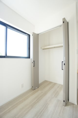 長久手市岩作東中C棟の洋室|スタンダードな洋室です
