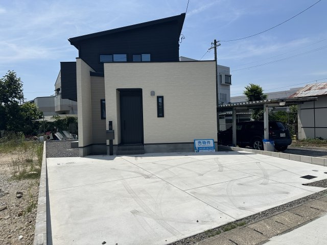 長久手市岩作東中C棟