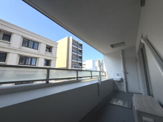 ローレルコート久屋大通のバルコニー|落ち着いた時間を過ごせるバルコニーです