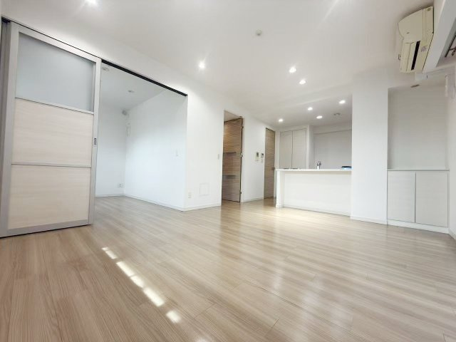 ローレルコート久屋大通の居間・リビング|使いやすいリビングです