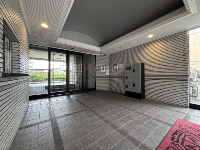 ライオンズマンション中切町のエントランス|エントランスです