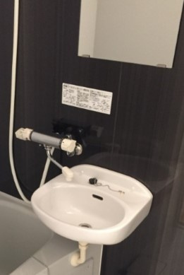 戸塚区上矢部アパートメントＢ棟の洗面所