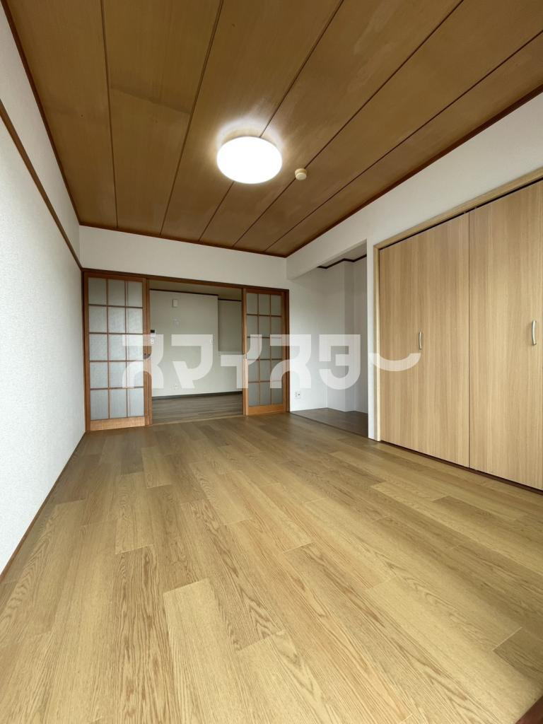 不入斗マンションの洋室