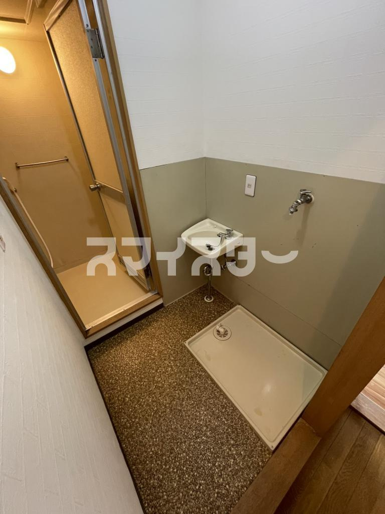 不入斗マンションの洗面所
