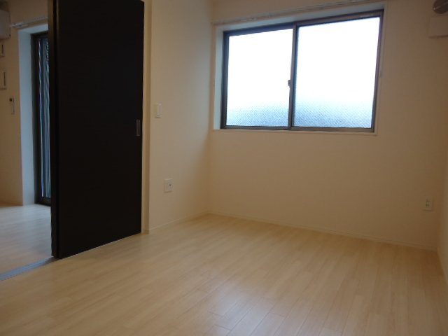 【内装】 | ヴェルジュール佐土 | 洋室