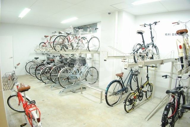 セレニテ本町ROJI02の駐車場|セレニテ本町ROJI02　駐輪場
