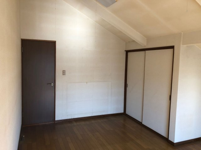 久留米市津福本町　中古戸建の洋室