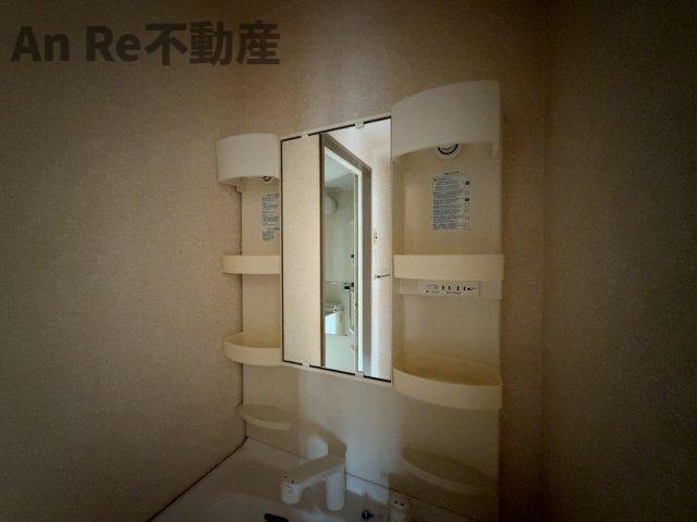 ドゥムールＮＹ２１の独立洗面台