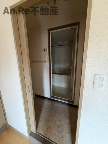 ドゥムールＮＹ２１の洗面所