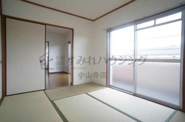 春荘館花水木の和室