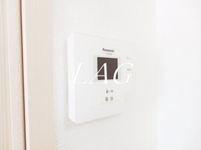 【セキュリティ】 | ベルデーアＡ棟 | モニター付きインターフォンです。