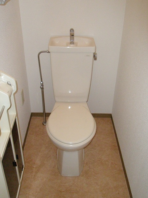 クレール【キャッシュバック対象物件】のトイレ
