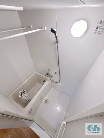 レジデンス大森山王 205号室の浴室