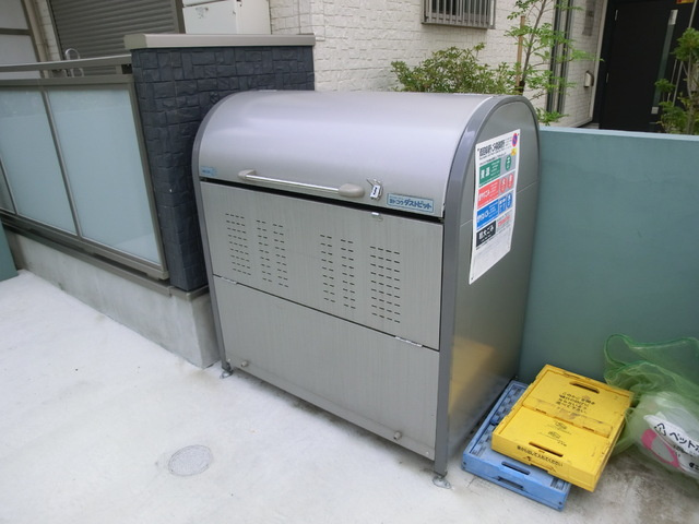 シエスタのその他共用部分|敷地内ゴミ置き場。