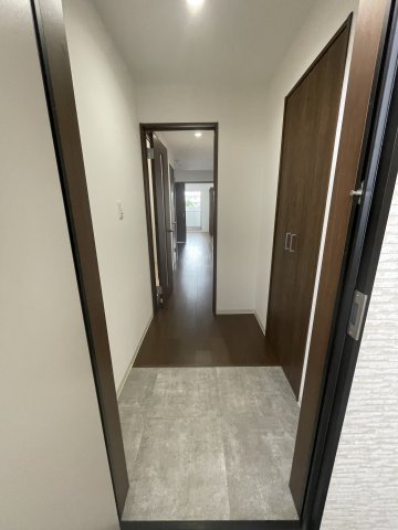 クレアール大久保の玄関
