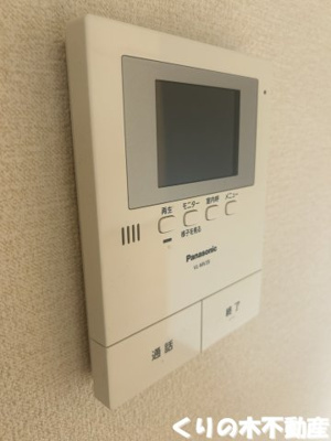 【セキュリティ】 | タクトハイツ日浅Ⅱ | モニター付きインターホンです