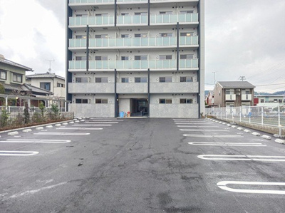 【駐車場】 | グランド　ライン