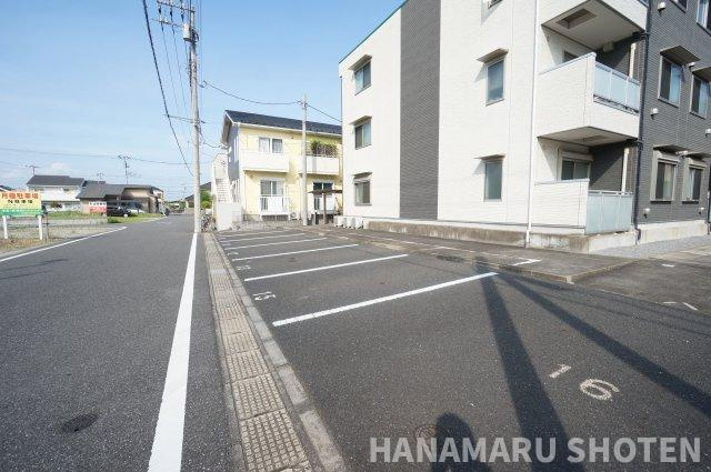リブリ・八木の駐車場|物件、駅でお待ち合わせでのご案内歓迎！