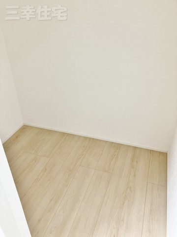 碧南市日進町　最終1棟の収納|洋室のウォークインクローゼット