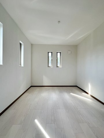安佐南区長束西4丁目の洋室|5帖の洋室☆