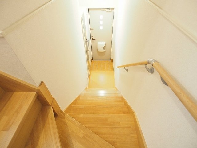 【玄関】 | ウィステリア　壱番館 | 落ち着いた玄関です
