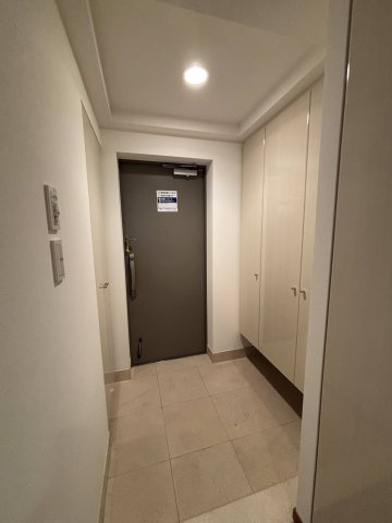 【玄関】