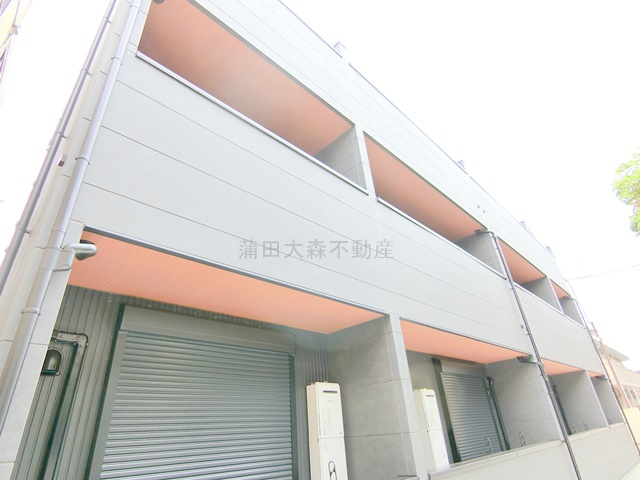 ブルージュ大田六郷の外観
